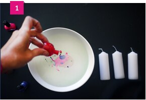 Bougies marbrées au vernis à ongles