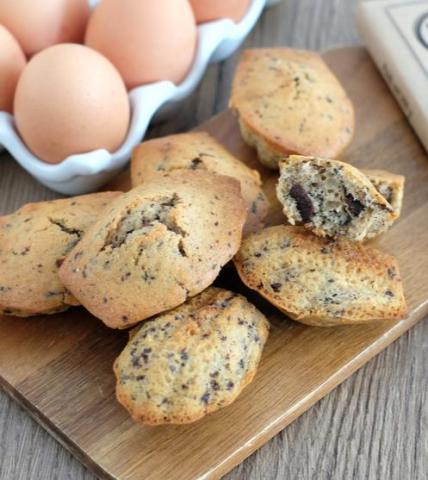 Madeleines aux pépites de chocolat corsé