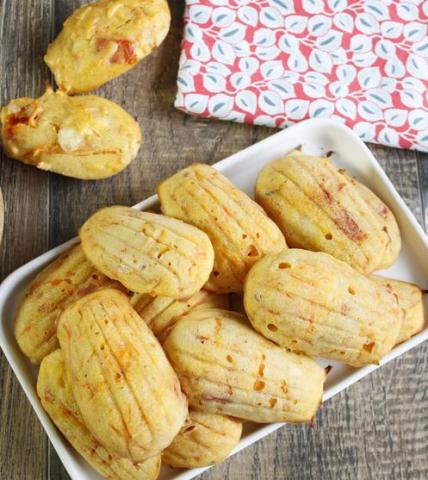 Madeleines carottes chèvre tomates confites