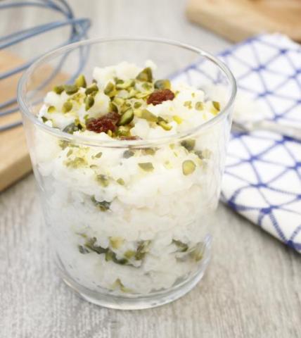 Riz au lait aux pistaches et raisins