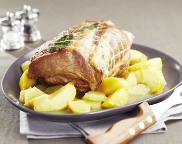 Rôti de porc aux pommes et à l'ananas Rôti de porc aux pommes et à l'ananas