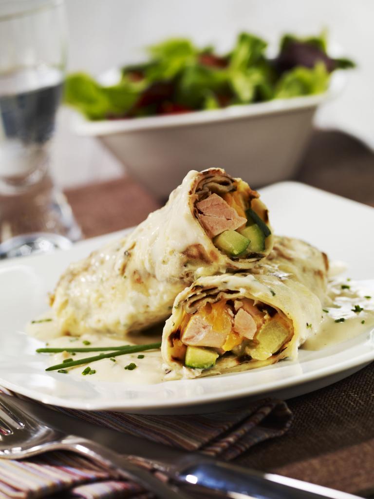 Crêpes gratinées au saumon et courgettes grillées Crêpes gratinées au saumon et courgettes grillées