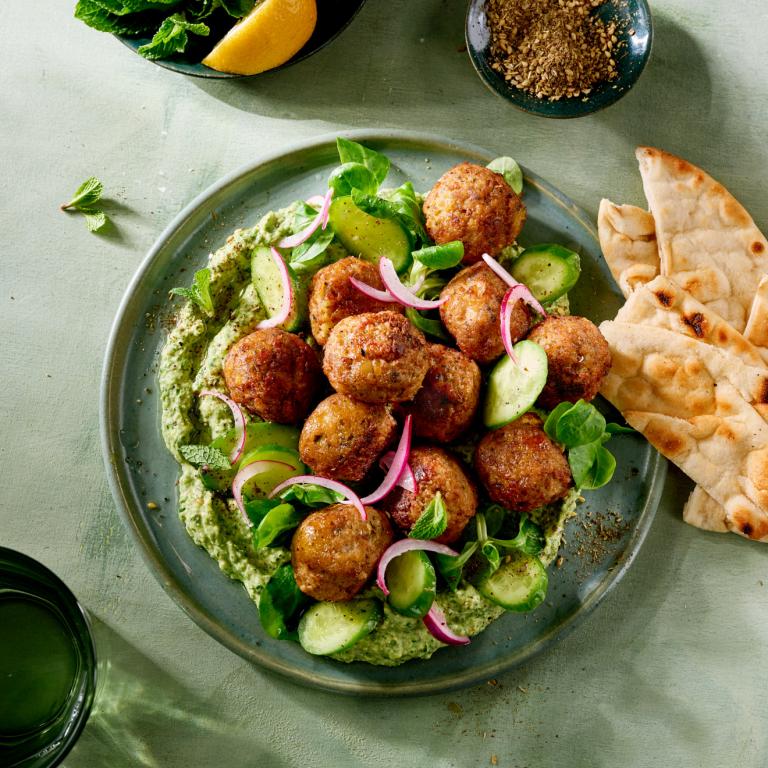 Falafels épinards et houmous aux petits pois Falafels épinards et houmous aux petits pois