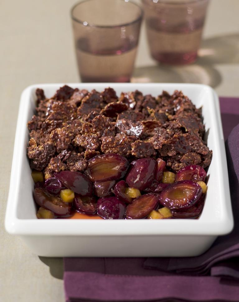 Compotée de fruits et crumble croustillant au chocolat Compotée de fruits et crumble croustillant au chocolat