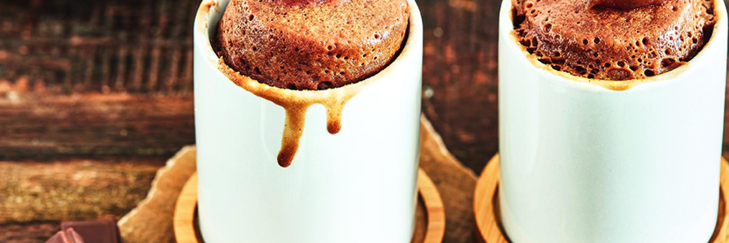 Mini-mug cakes chocolat au lait et crème de marron Mini-mug cakes chocolat au lait et crème de marron