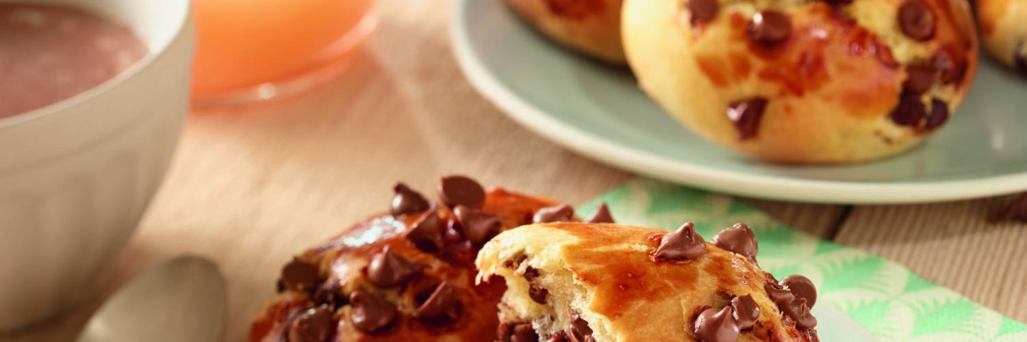 Petits pains aux pépites de chocolat au lait Petits pains aux pépites de chocolat au lait