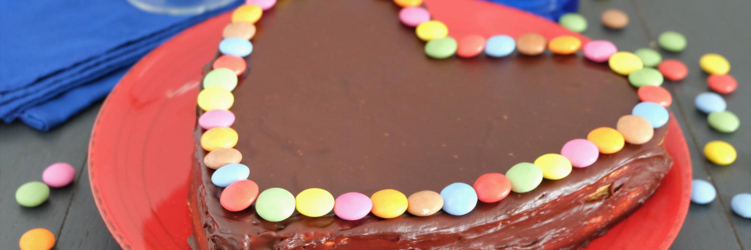 Gâteau coeur aux Smarties Gâteau coeur aux Smarties