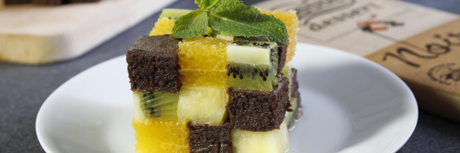 Rubik's cube de fruits et fondant au chocolat Rubik's cube de fruits et fondant au chocolat