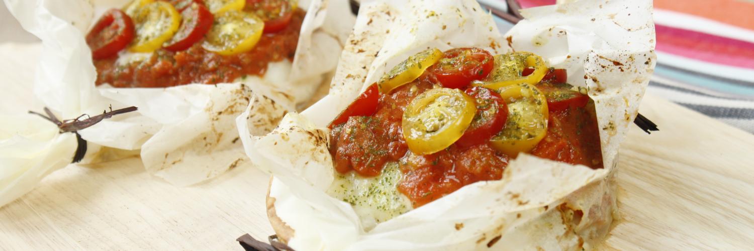 Papillote de cabillaud aux tomates ail et persil Papillote de cabillaud aux tomates ail et persil