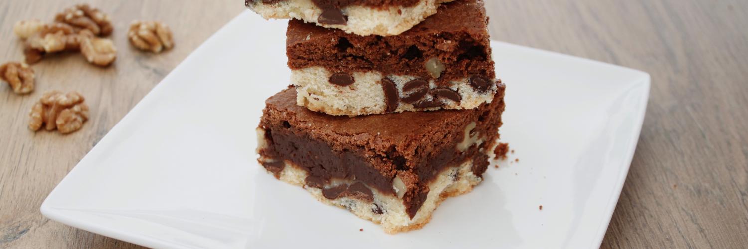 Brookie aux noix avec préparations pour gâteaux Brookie aux noix avec préparations pour gâteaux