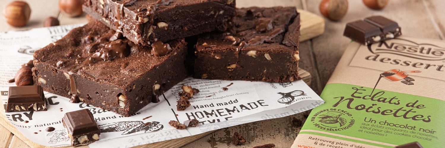 Brownie au chocolat éclats de noisettes Brownie au chocolat éclats de noisettes