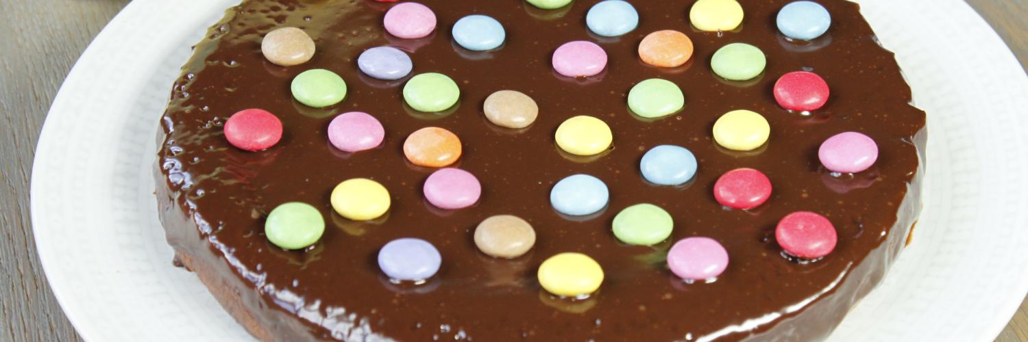 Moelleux au chocolat au lait et aux Smarties Moelleux au chocolat au lait et aux Smarties