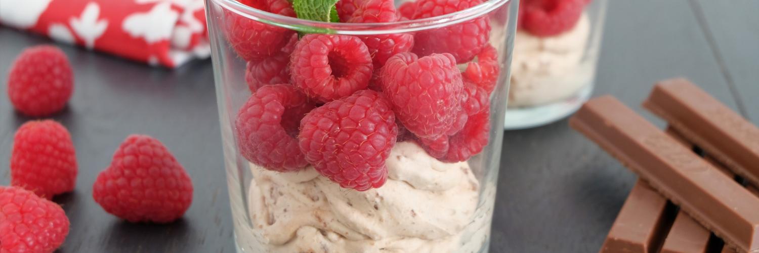 Mousse au chocolat Kitkat framboises Mousse au chocolat Kitkat framboises