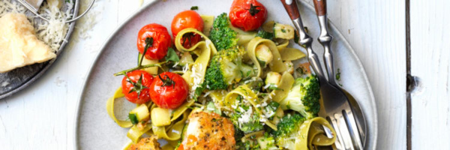 Tagliatelles vertes au carré gourmand Tagliatelles vertes au carré gourmand