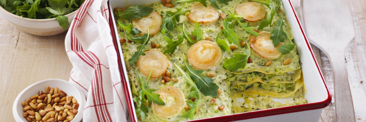 Lasagnes aux courgettes, chèvre et pignon Lasagnes aux courgettes, chèvre et pignon