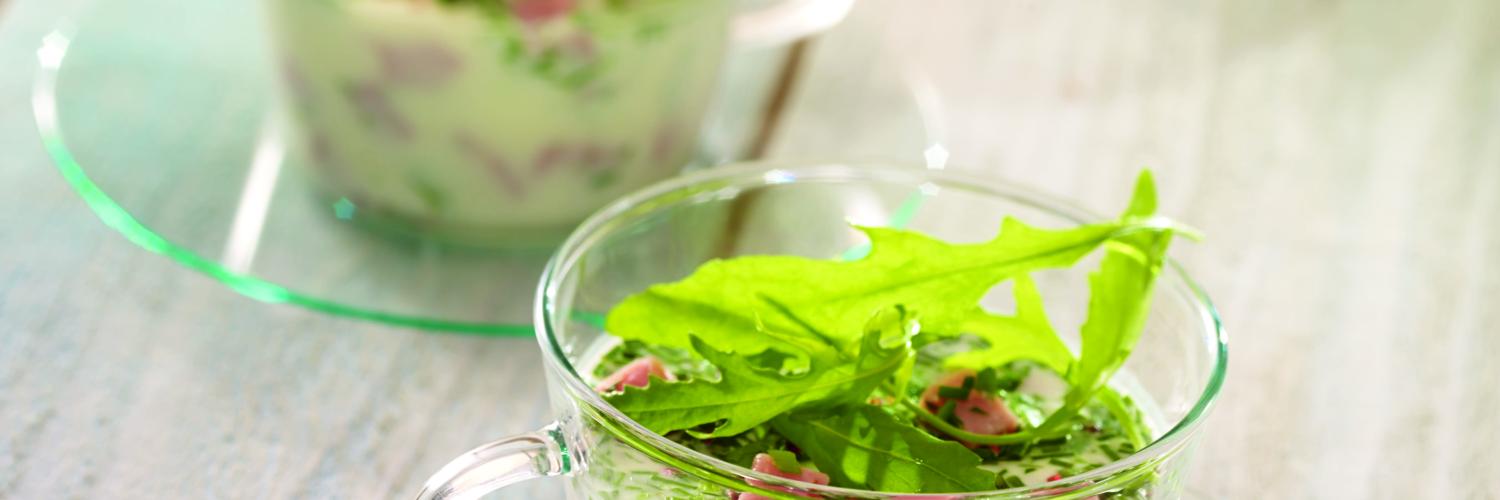 Panna Cotta aux dés de jambon, fromage frais et fines herbes Panna Cotta aux dés de jambon, fromage frais et fines herbes