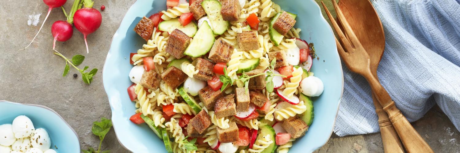 Salade de pâtes et steak Soja et blé Salade de pâtes et steak Soja et blé