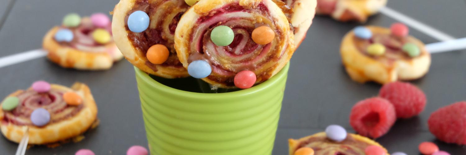 Feuilletés sucettes framboises Smarties Feuilletés sucettes framboises Smarties