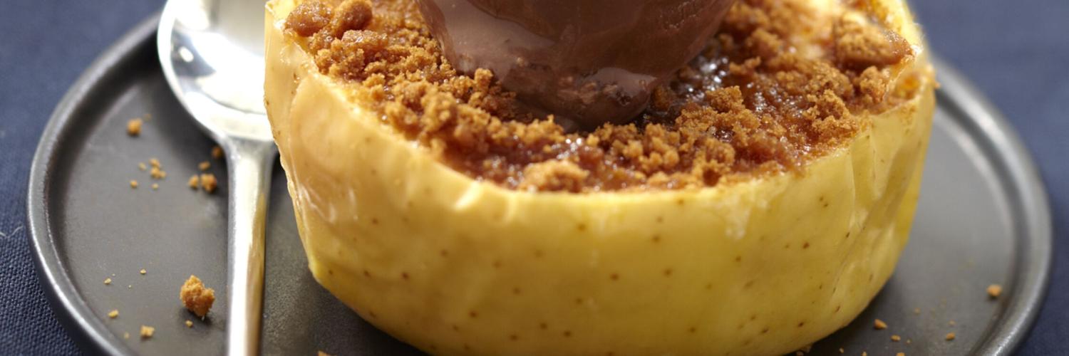 Pommes au four speculoos et glace chocolat caramel Pommes au four speculoos et glace chocolat caramel