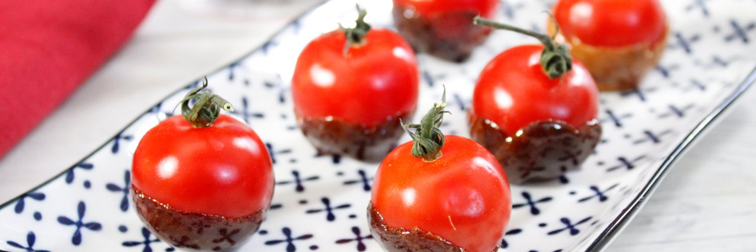 Petites tomates d'amour au caramel épicé Petites tomates d'amour au caramel épicé