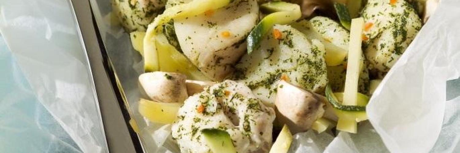 Papillottes de merlu courgette et citron vert Papillottes de merlu courgette et citron vert