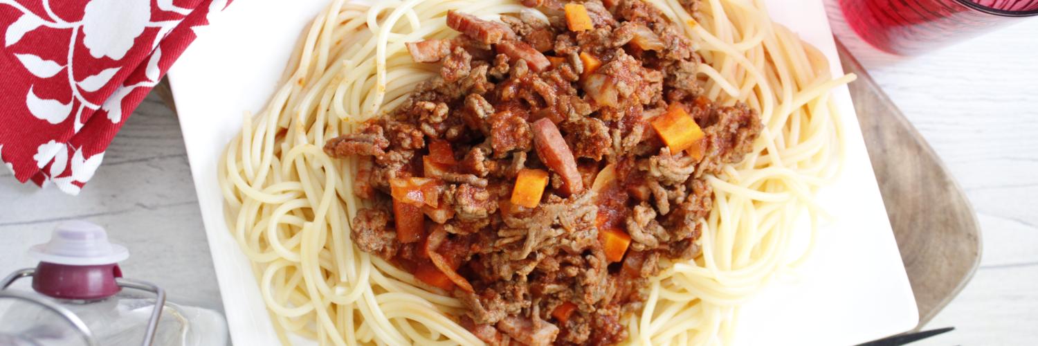Les spaghetti bolognaise et petits lardons Les spaghetti bolognaise et petits lardons