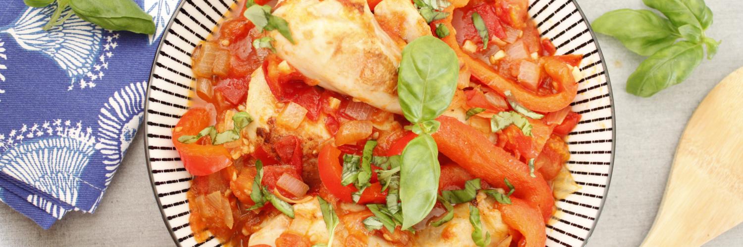 Poulet sauté à la tomate et au basilic Poulet sauté à la tomate et au basilic