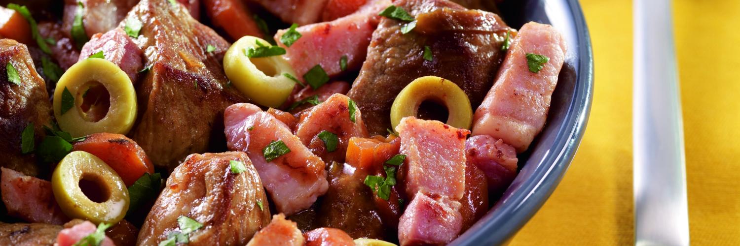 Sauté de veau aux olives et lardons Sauté de veau aux olives et lardons