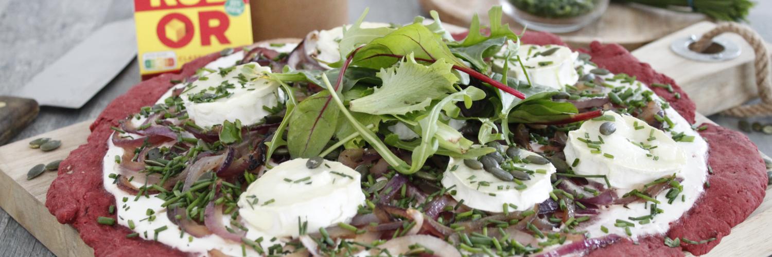 Pizza betterave oignons chèvre Pizza betterave oignons chèvre