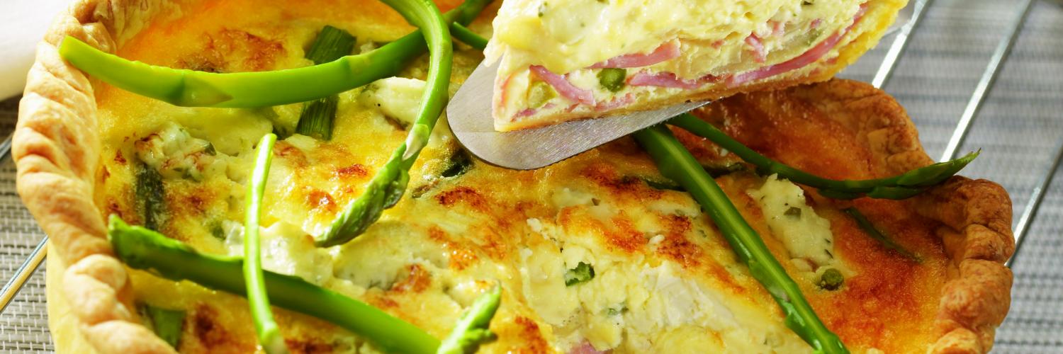 Quiche au râpé de jambon, asperge et fromage frais Quiche au râpé de jambon, asperge et fromage frais