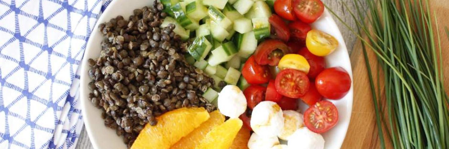 Salade de lentilles, orange chèvre et légumes Salade de lentilles, orange chèvre et légumes