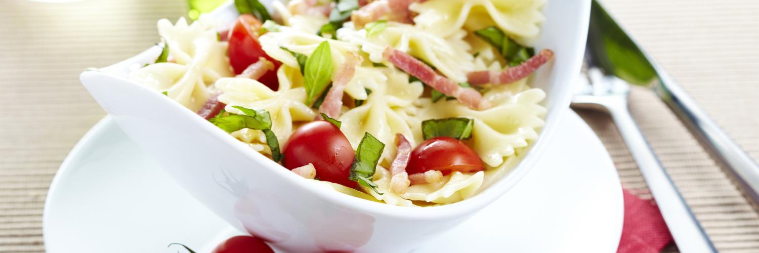 Salade de pates tomate basilic Salade de pates tomate basilic