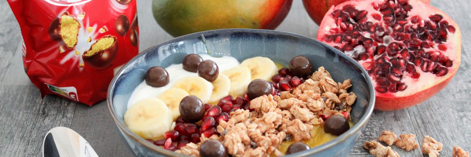 Bowl aux fruits et Kitkat Bowl aux fruits et Kitkat