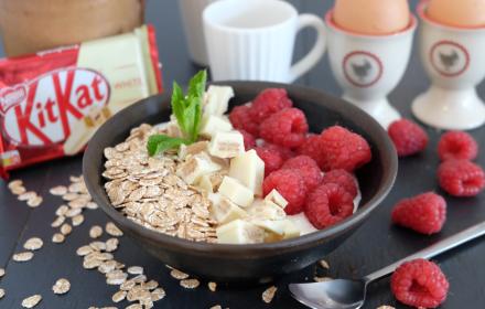 Bowl framboises avoine Kitkat