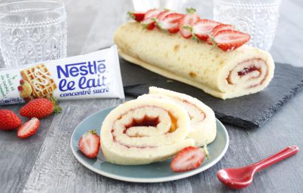 roulé confiture de fraises