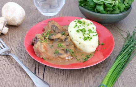 Côtes de porc et purée de pommes de terre