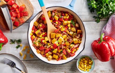 Poêlée de légumes sautés au bacon fumé
