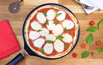 Pizza Margherita à la poêle