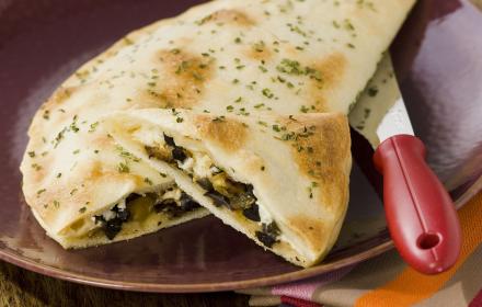 Calzone aubergine et feta
