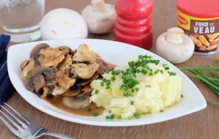 Poulet aux champignons et écrasée de pomme de terre
