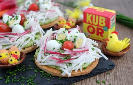 Tartelettes de Pâques guacamole duo de radis et oeuf de caille