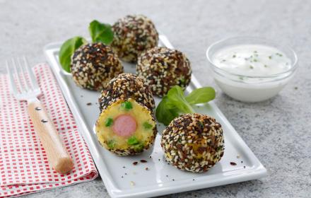 Boulettes Knacki purée et petits pois
