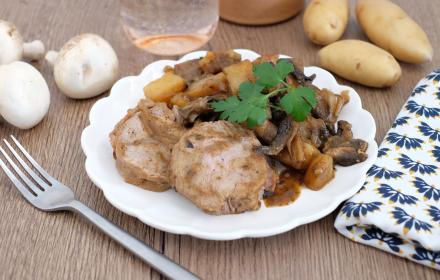 Rôti de veau en papillote et pommes de terre rôties