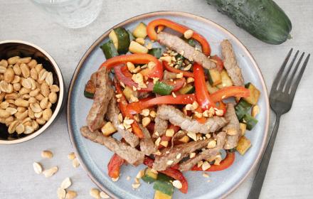 Boeuf sauté aux cacahuètes