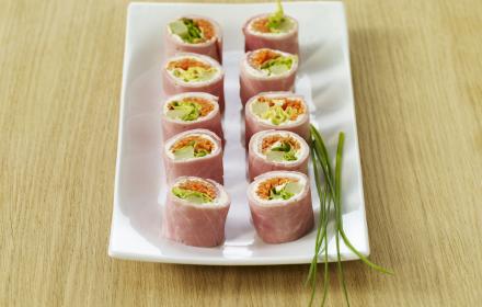 Mini roulés de jambon multicolores
