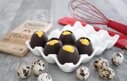 Oeuf coque en chocolat et abricot