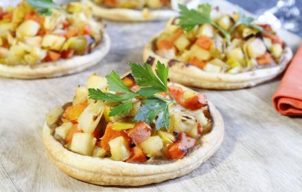 Tarte fine à l'oignon et légumes anciens