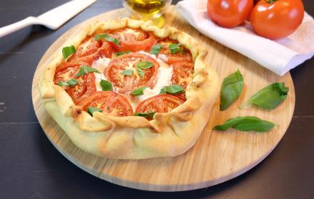 Tarte facile à la tomate, basilic