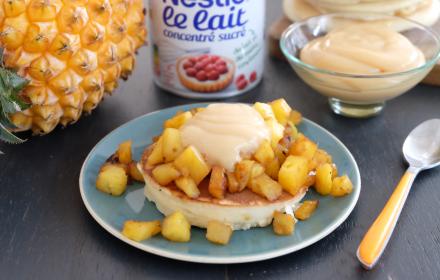 Pancakes ananas et confiture de lait