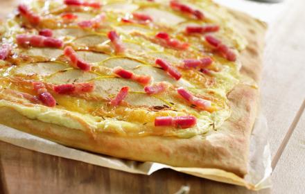 Pizza munster, pomme et lardons